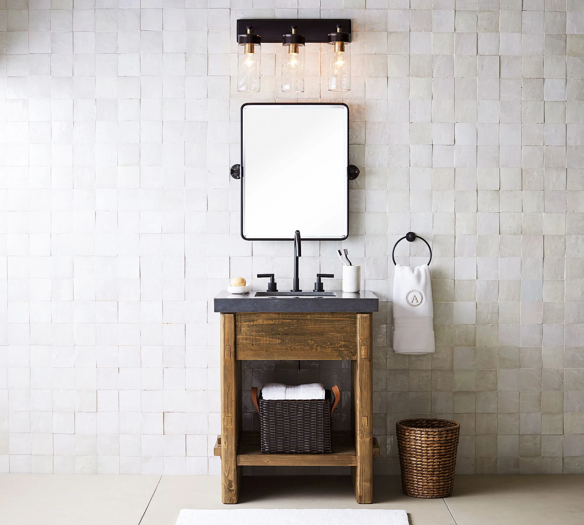 Bán buôn Trang chủ Hiện đại Sang trọng Tùy chỉnh Gương Phòng tắm Vanity Nhà vệ sinh Gương để Bán